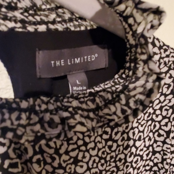 Blouse - Picture 2 of 3